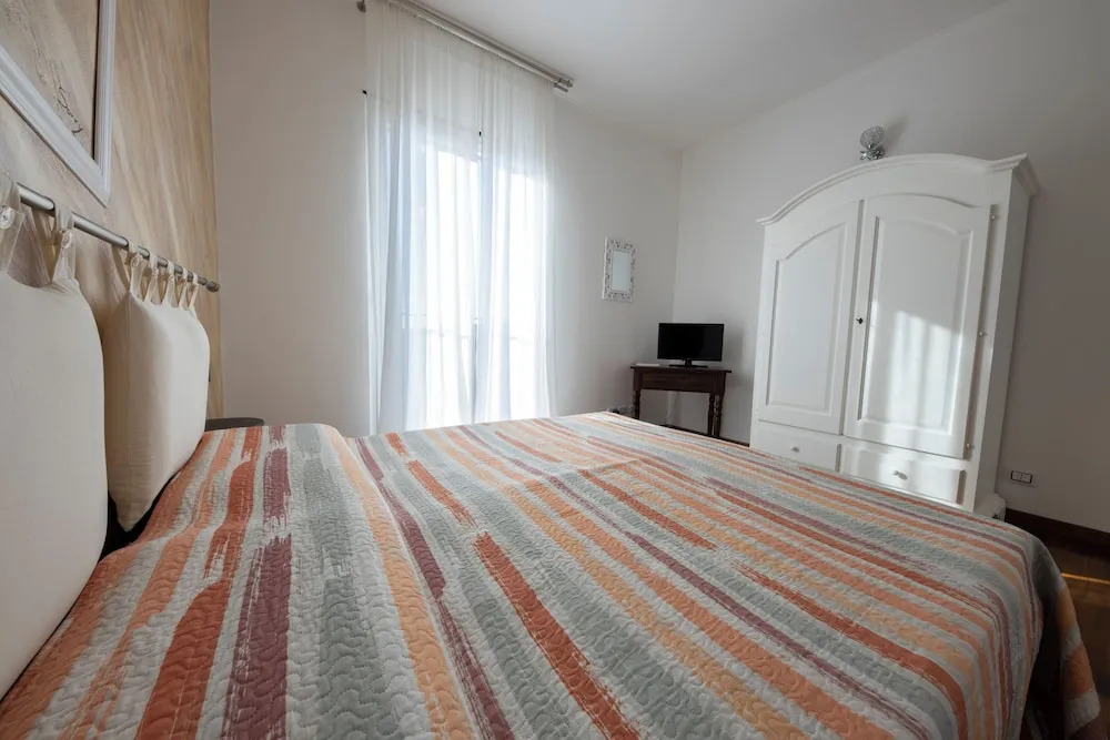 Looky Hotel
