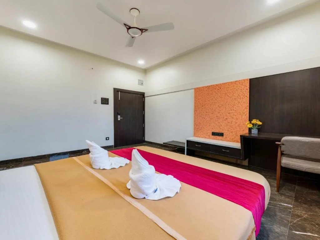 Hotel Chandradeep Regency