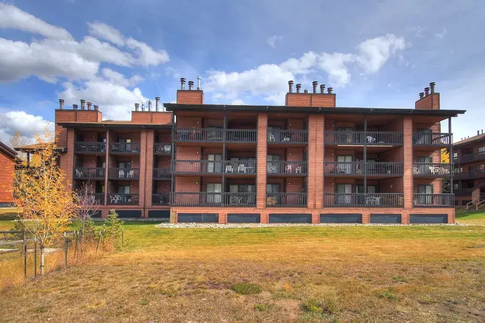 241c Mountain Side 2br 2ba 2 Bedroom Condo by RedAwning