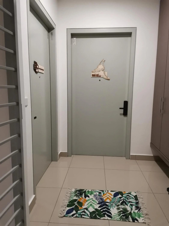 HIJAU Geniehome 2BR1studio Free 99mbps WIFI and Carpark at Utropolis Shah Alam