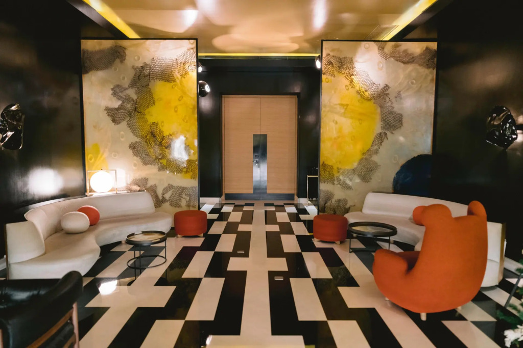 Hotel Marignan Champs-Elysées