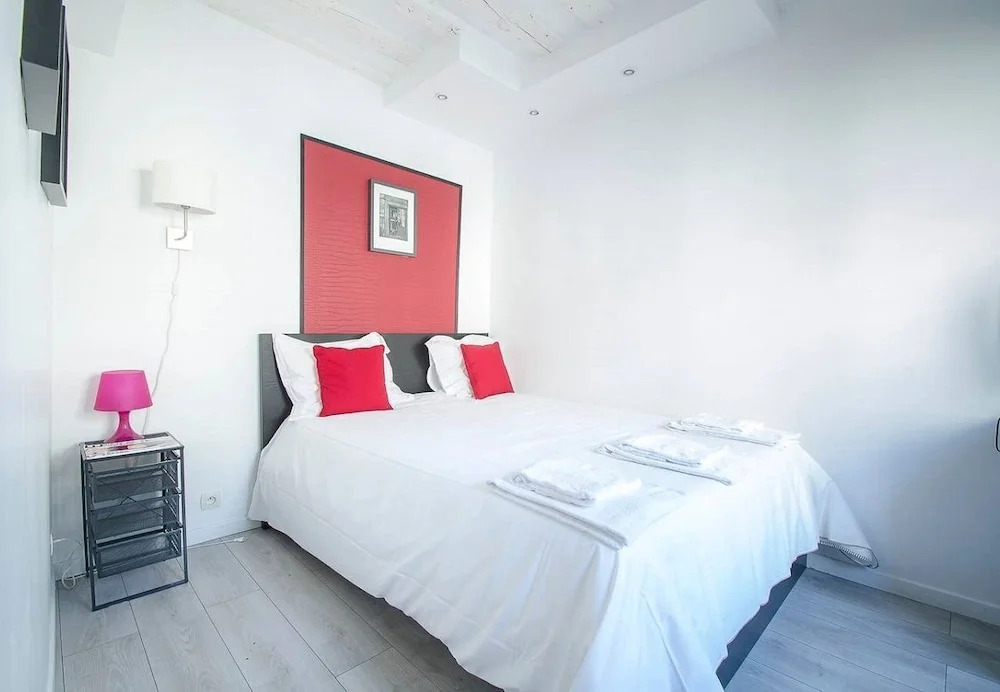 100 - Luxury 2 Bedroom - Beaubourg Marais