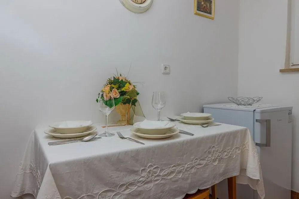 Apartments Minea & Anđelina