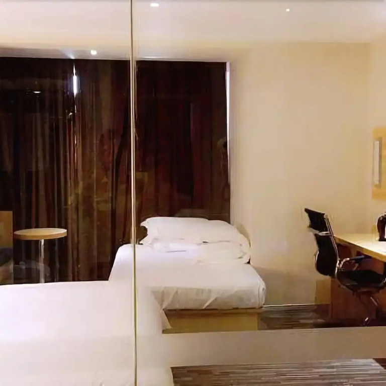 City Comfort Inn
