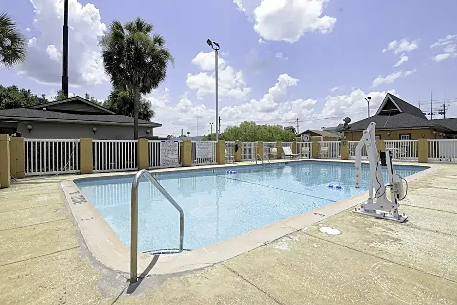 Hotel Valdosta GA I-75 & St Augustine Rd