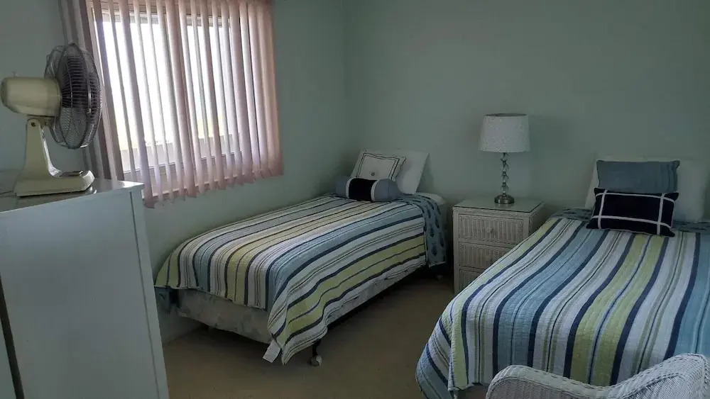 Atlantis 1608 2 Bedroom Condo by RedAwning