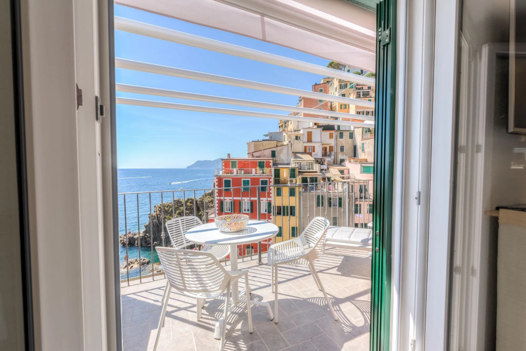 La Vista di Marina by The First