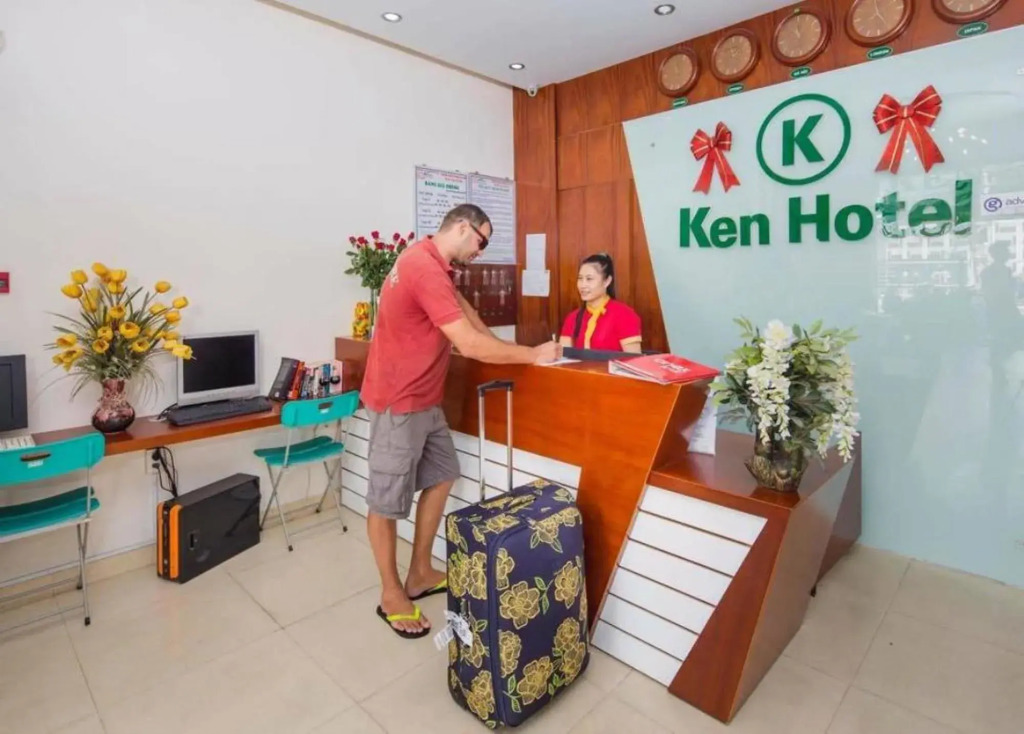 Ken Hotel