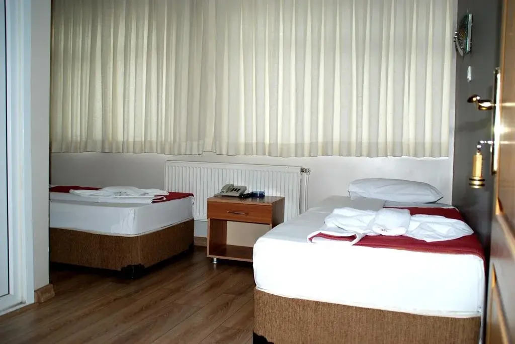 Safak Hotel