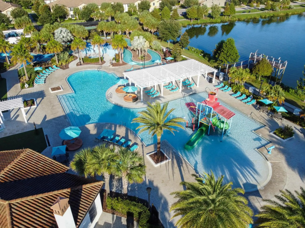 7Br 6Bath Pvt Home Pool BBQ 13min Disney 4788ft