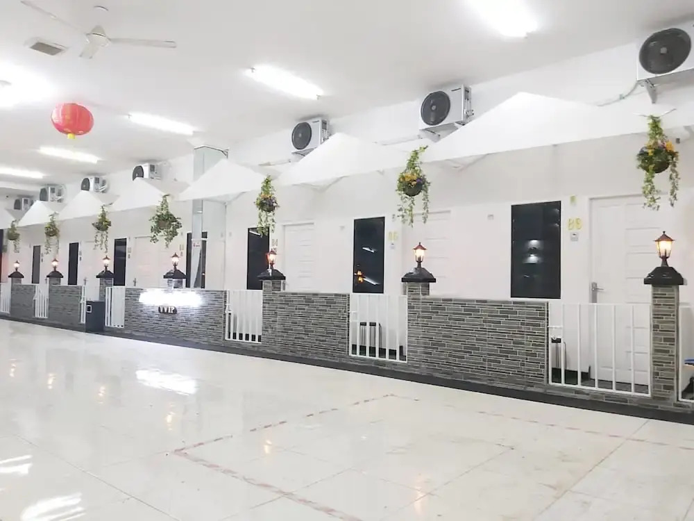 Alex Hostel 2