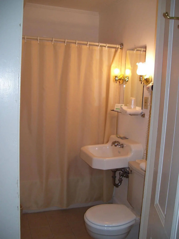 Thayers Inn