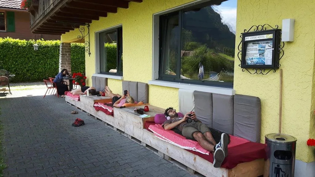 Lake Lodge Hostel