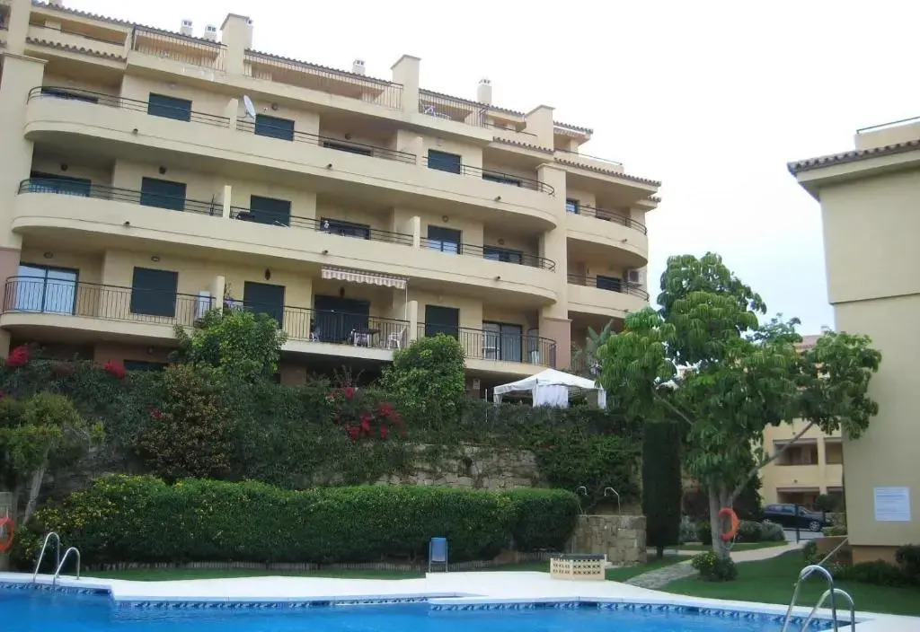5 Stunning first floor apartment