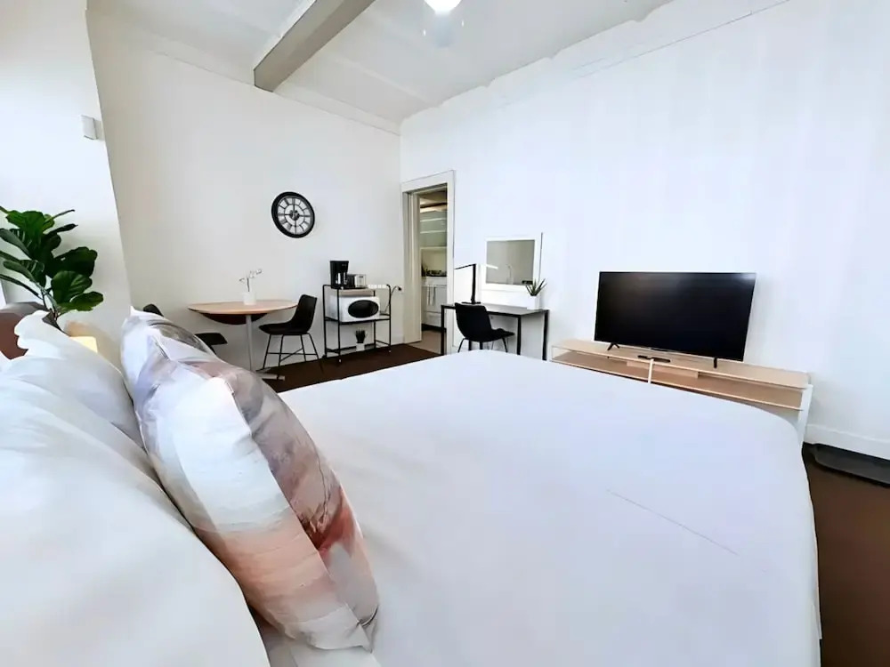 Studio in Gold Coast - SP 1204