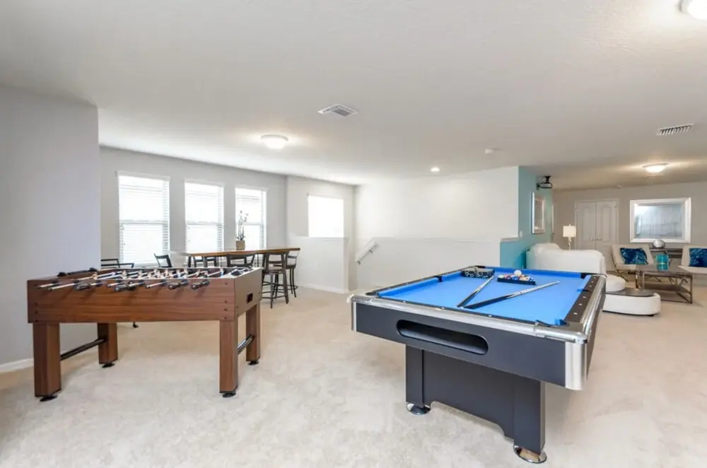 Windsor at Westside - 8811 Macapa Drive