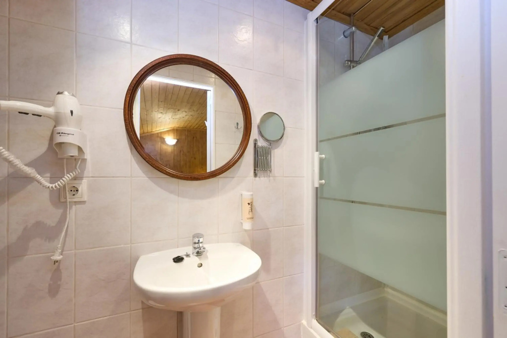 Hotel Peretol