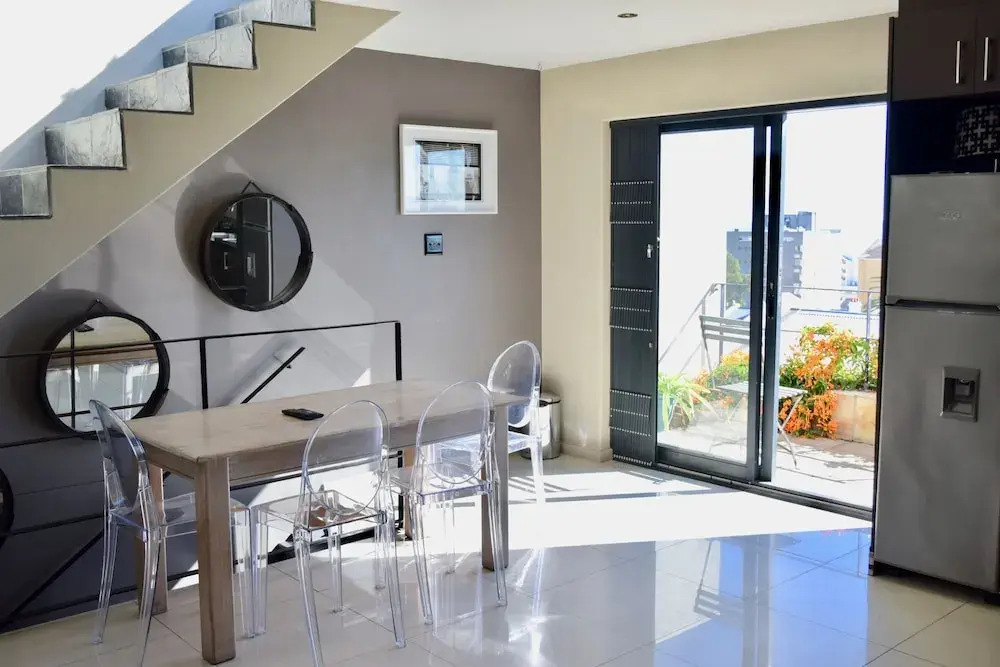 Afri Chić Apartment In Sea Point
