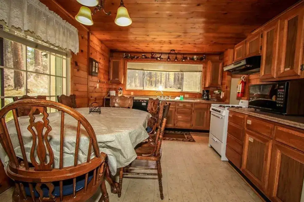 Ann's Place 1089 by RedAwning