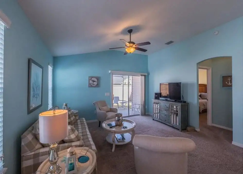 Amber Court 871 by White Pelican VR