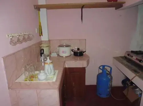 Sandaru Guest House