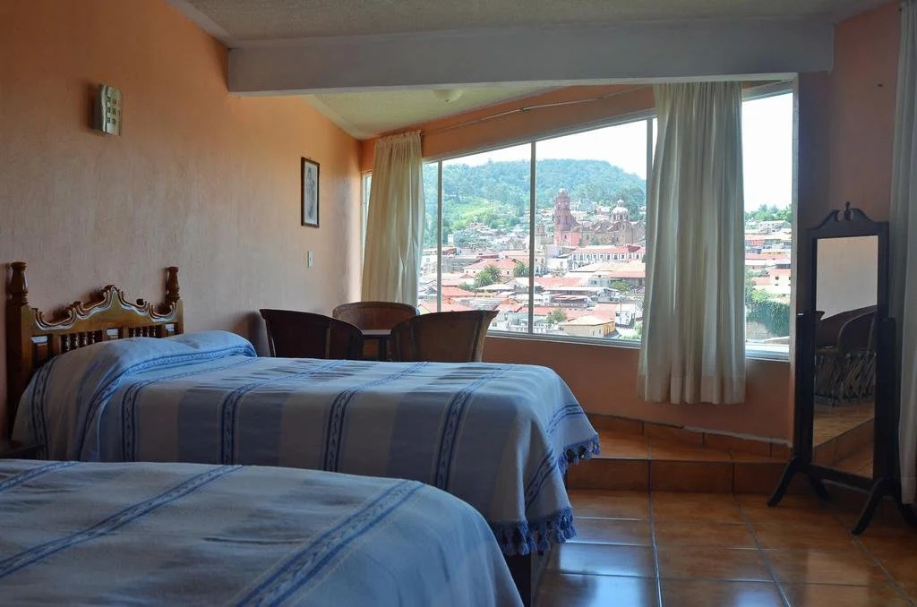 Hotel Los Arcos