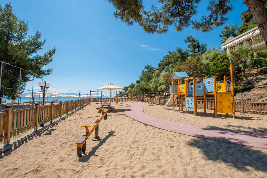 Tosca Beach Hotel