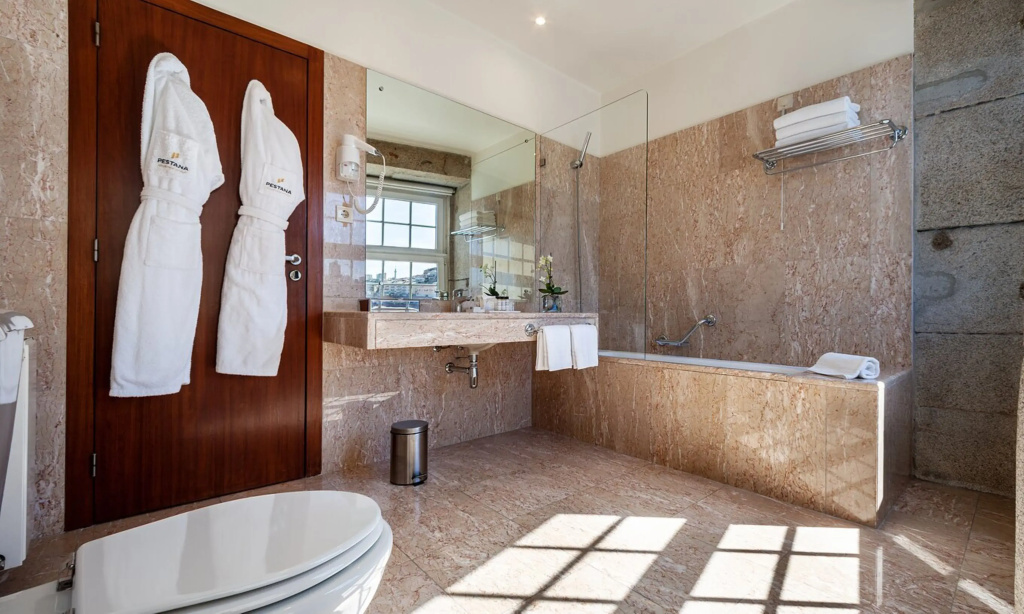 Pestana Vintage Porto Hotel & World Heritage Site