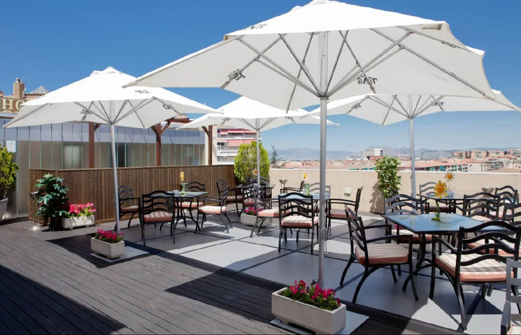 Hotel Andalucía Center