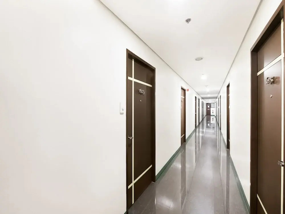 OYO 263 Vinia Residences