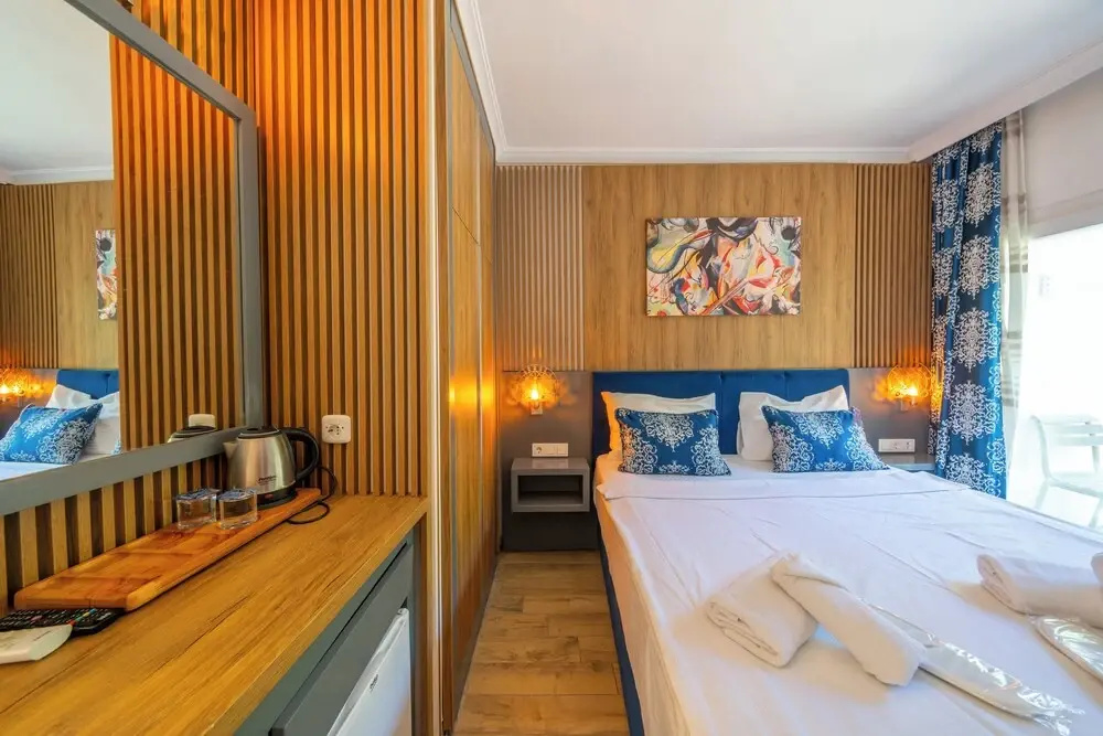Halikarya Hotel & Restaurant Beach
