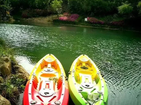 Nanyuan Wulongtan Resort