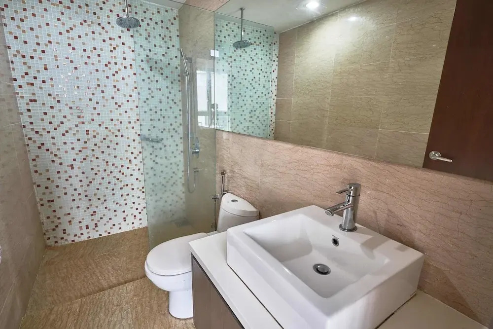 Regalia Residence at KLCC View Sky Pool by MC