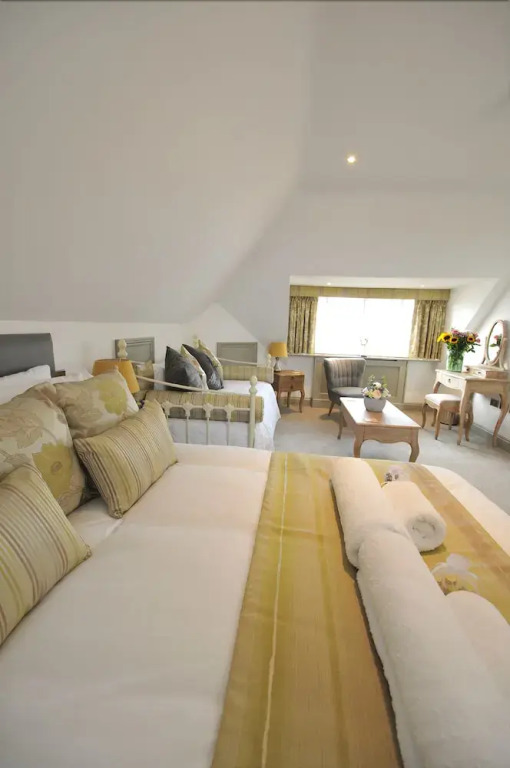 L'hote Boutique Hotel