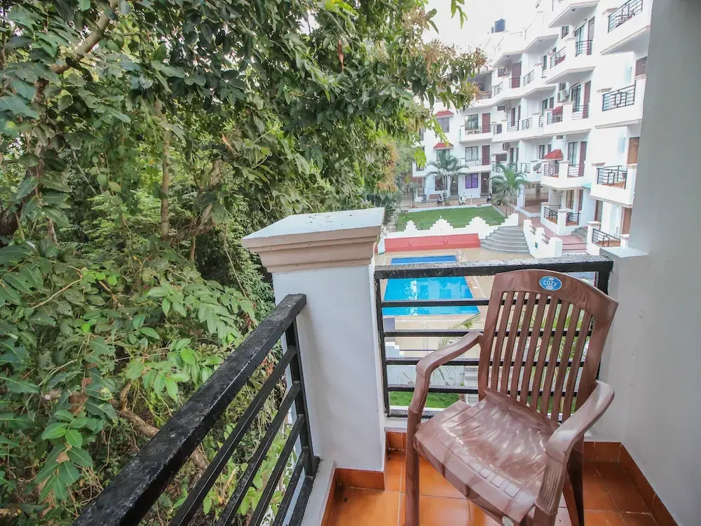 OYO 10726 Home Modern Pool View 2BHK Vagator