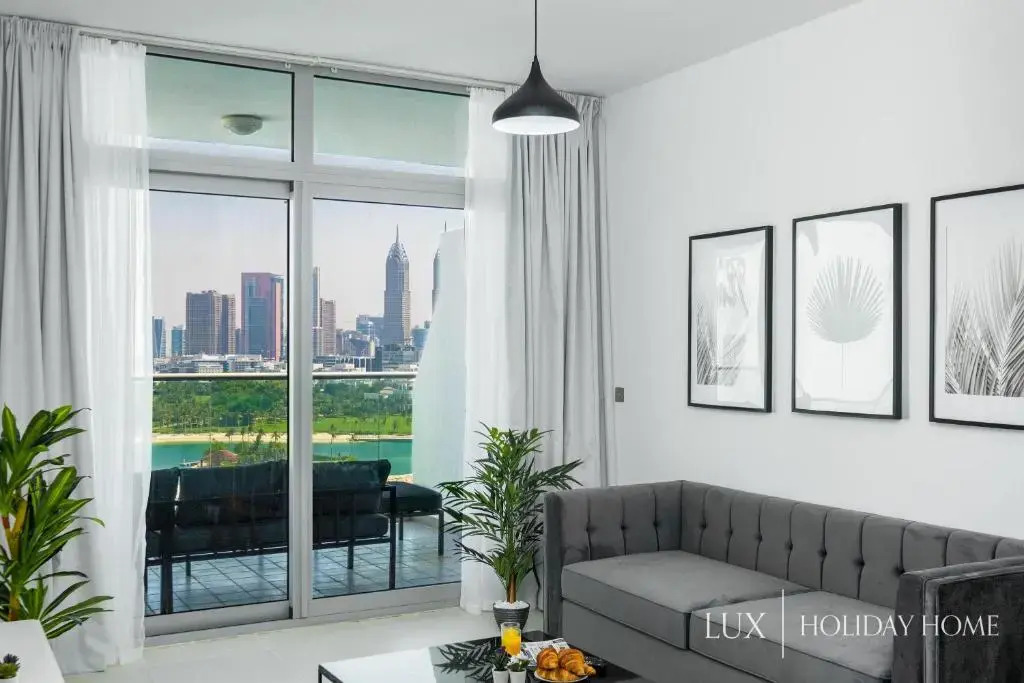 LUX - Opulent Island Suite 5