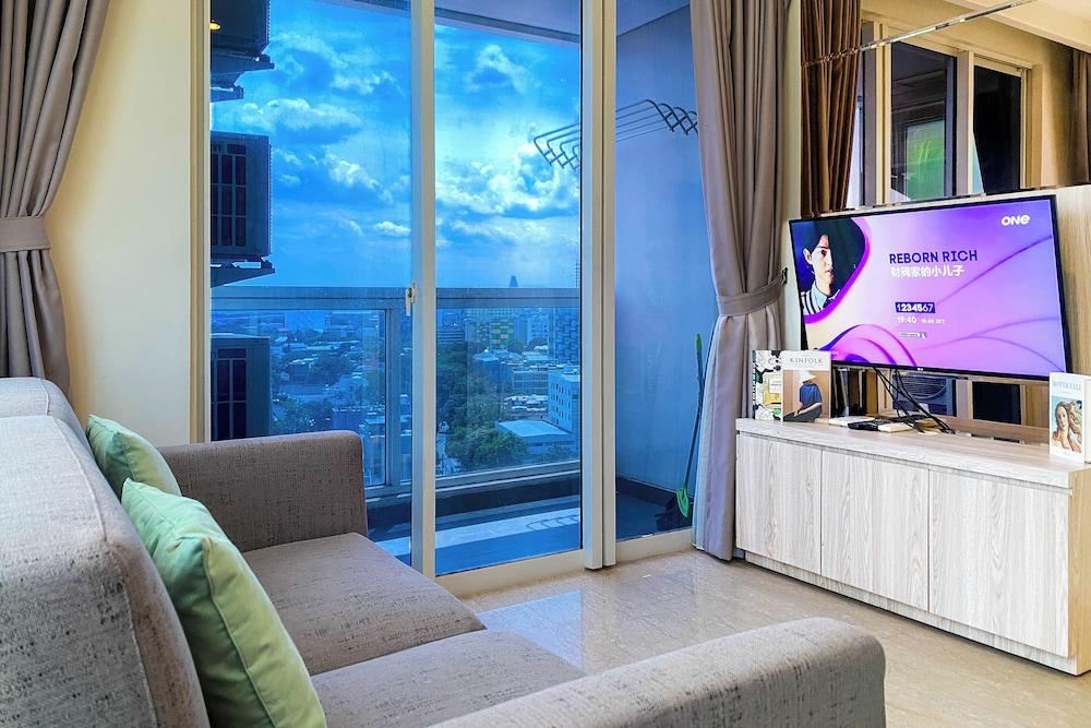 Comfy And Spacious 2Br At Menteng Park Apartment
