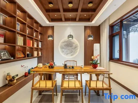 Floral Hotel · Huangshan Shandong Chou Lvhuan Homestay (Xixinan Ancient Village)