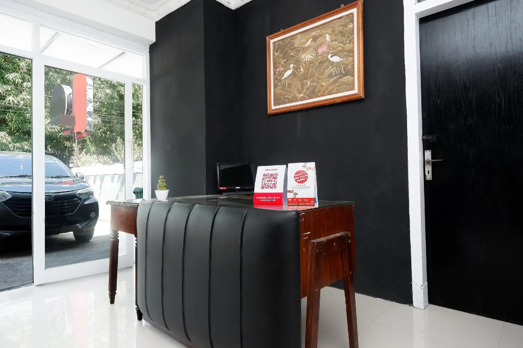 Perdana Kasih Hotel Pemuda Klaten Mitra RedDoorz
