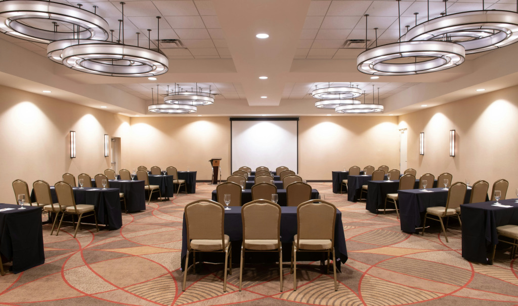 DoubleTree Hotel & Suites Charleston Airport