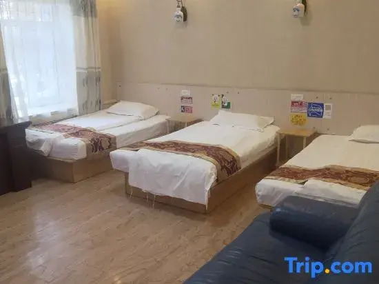 Xiyangyang Express Hotel (Harbin Gongda Branch)