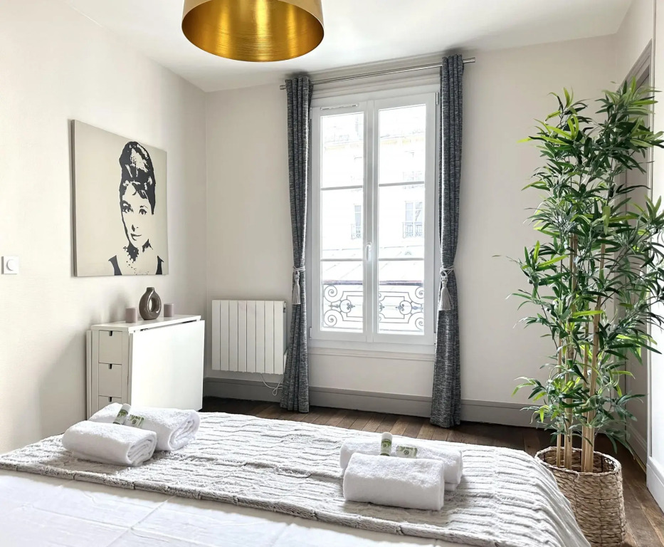B 2065 -  Arc de Triomphe - Appartement familial