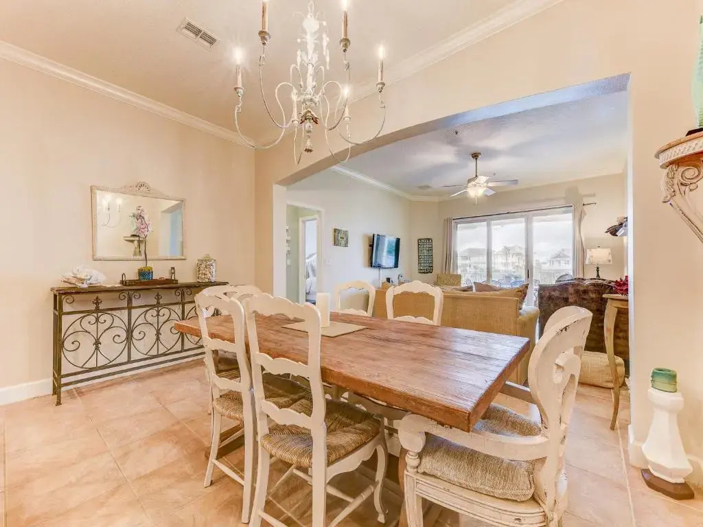 924 Cinnamon Beach, WiFi, Elevator, 3 Bedroom, 2 Pools, Sleeps 8