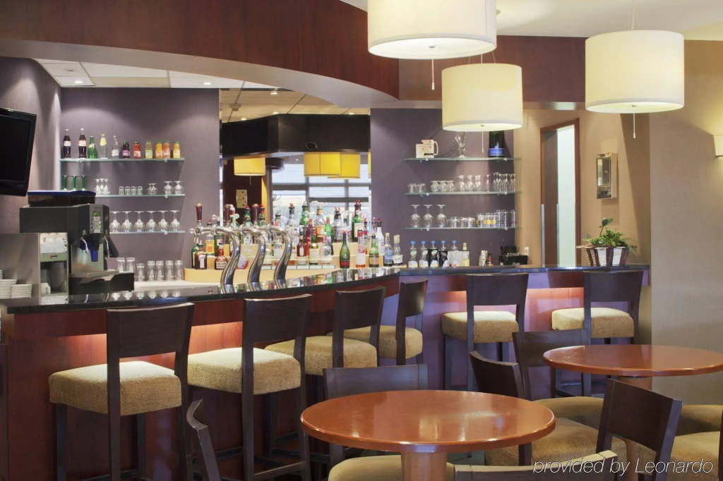 Holiday Inn Calais-Centre by IHG