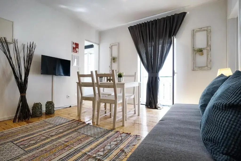 Alfama Historical Apartment 3 BR Duplex