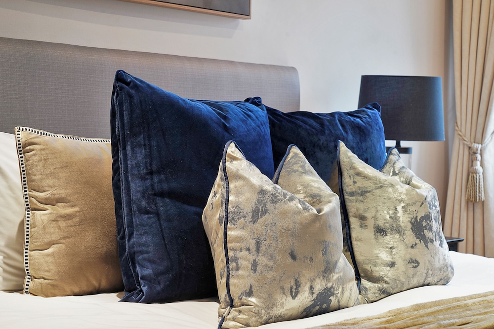 Hertford Flat 14