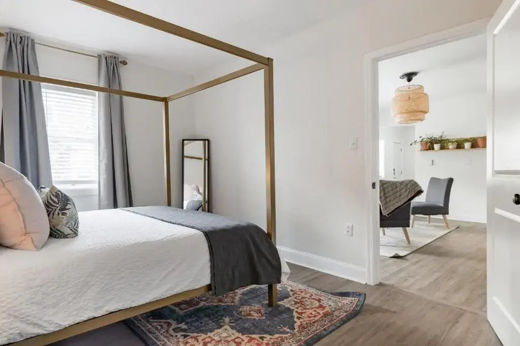 Cozy 2BR on Terrace - Walk to Manayunk