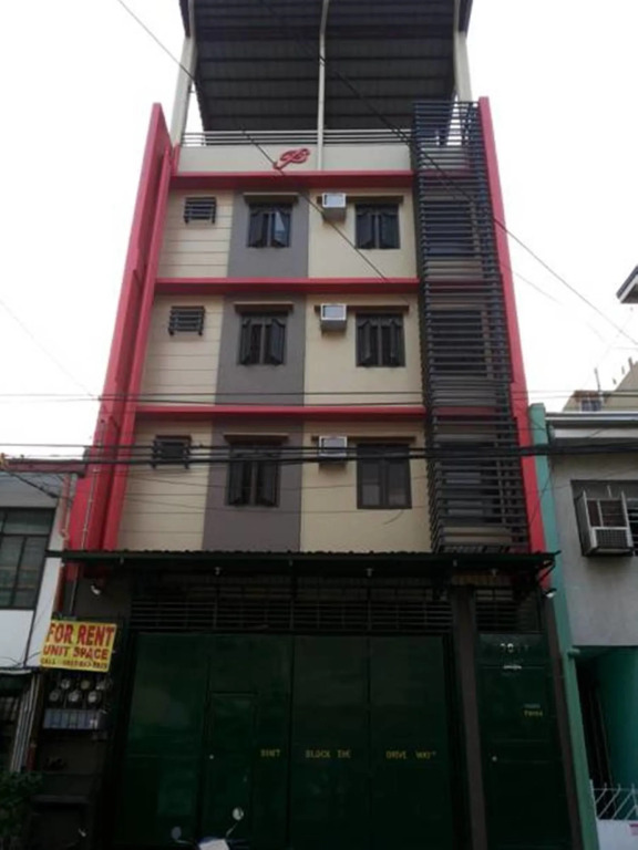 Budget Studio Unit in Makati