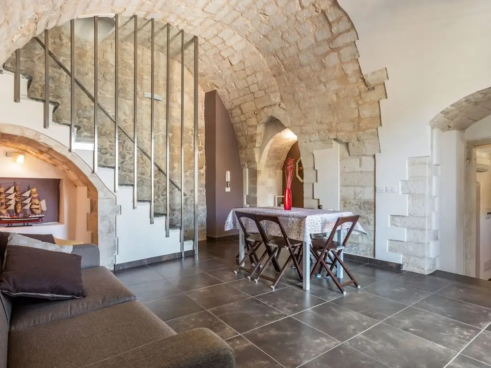 Vintage Holiday Home in Ragusa Ibla With Balcony