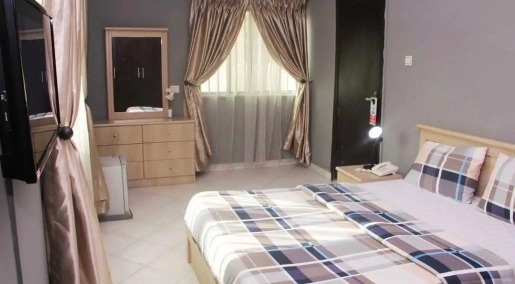 Dixie Suites